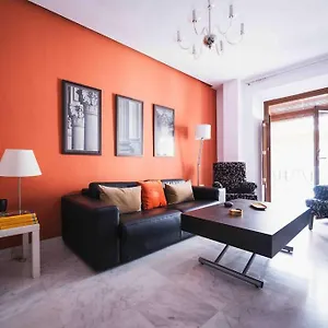 Atico Con Terraza Privada Cerca De La Catedral Apartamento